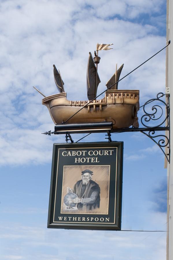 Cabot Court Hotel Wetherspoon Уэстон-сьюпер-Мэр Экстерьер фото