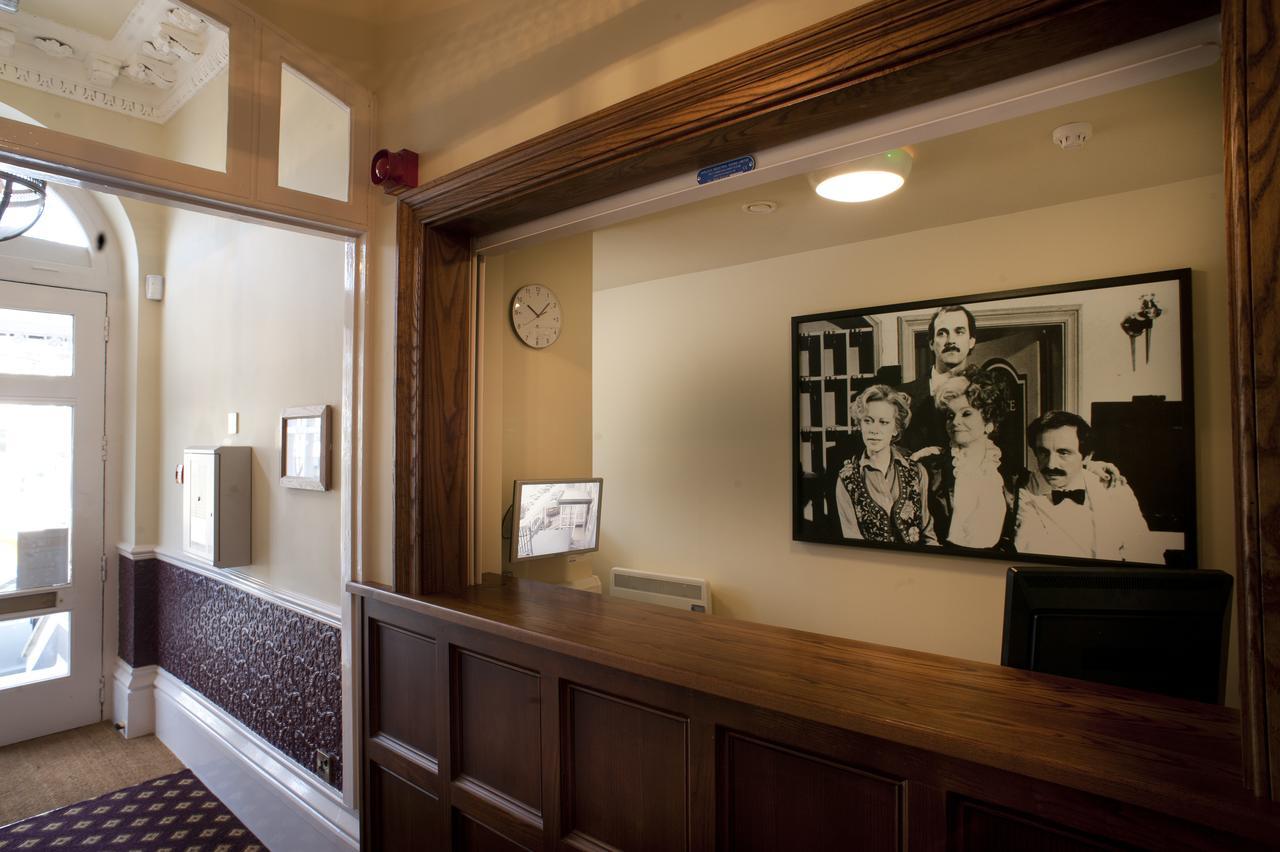 Cabot Court Hotel Wetherspoon Уэстон-сьюпер-Мэр Экстерьер фото